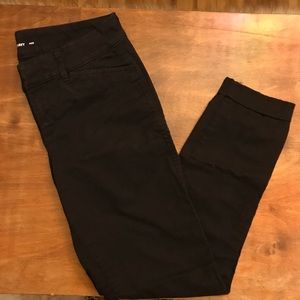 Old Navy Pixie Pant